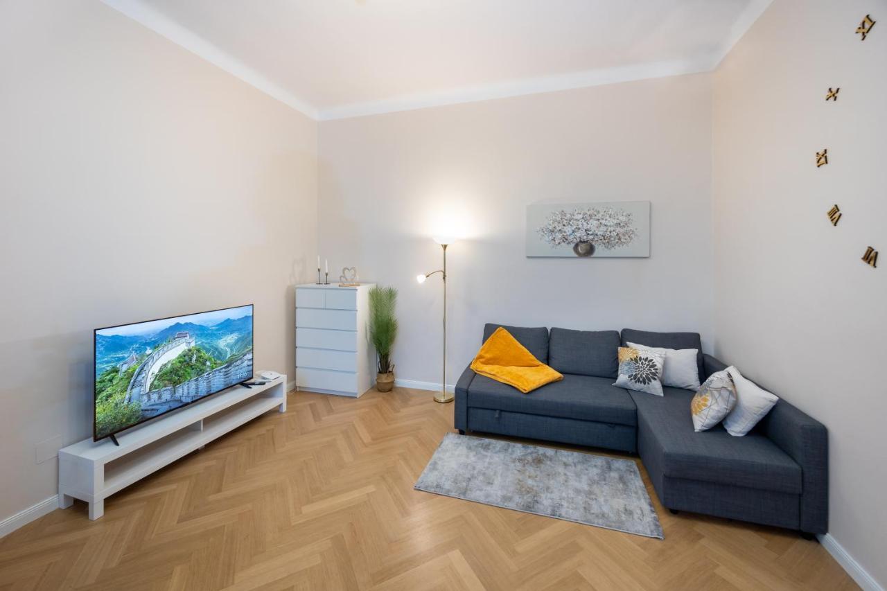 Charming Apartment Near Prater Bécs Kültér fotó