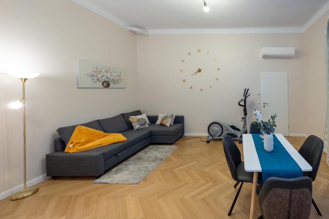 Charming Apartment Near Prater Bécs Kültér fotó